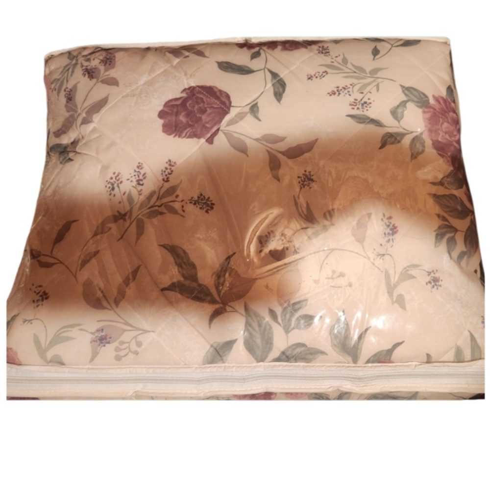 90s Never Opened Floral Patterned Comforter From Value City. Queen Sized Purple